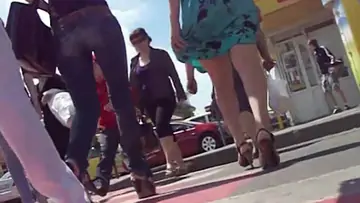 Wind blows and helps voyuer guy to do his work